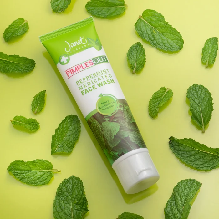 Janet Pimples Out Peppermint Medicated Face Wash 100 ML-1